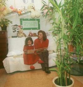 Светлана Сорокина с дочкой Тоней. Фрагмент фото из журнала '7 Дней'